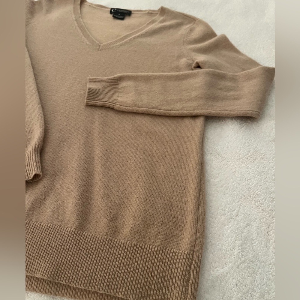 Bloomingdale's Tan V-Neck Sweater - Picture 5 of 5